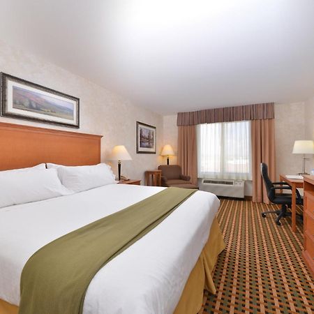 Holiday Inn Express Rawlins By Ihg Exteriör bild