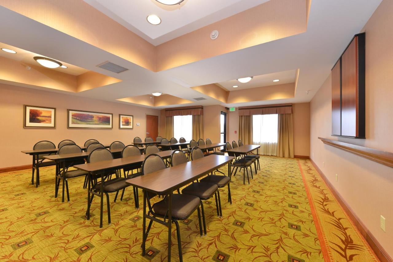 Holiday Inn Express Rawlins By Ihg Exteriör bild