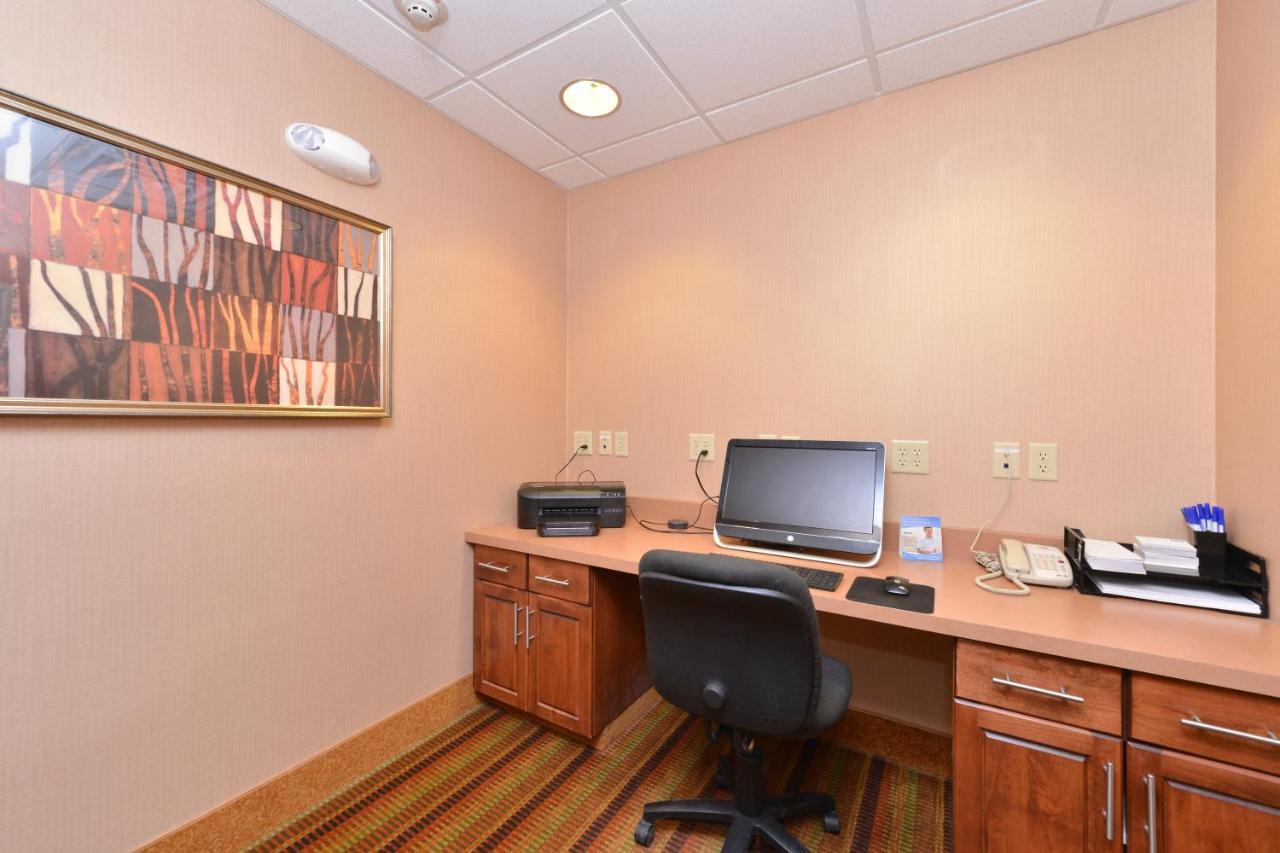 Holiday Inn Express Rawlins By Ihg Exteriör bild